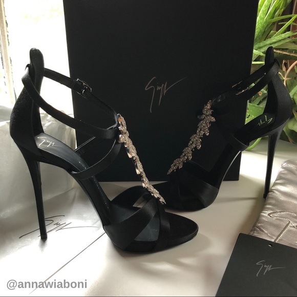 GIUSEPPE ZANOTTI Black 💎 Celebrity Heels - NEW - Picture 4 of 8
